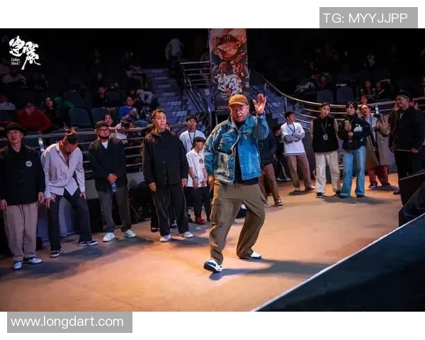 南京滑板队在全国街舞大赛中的精彩表现与实力点评分析